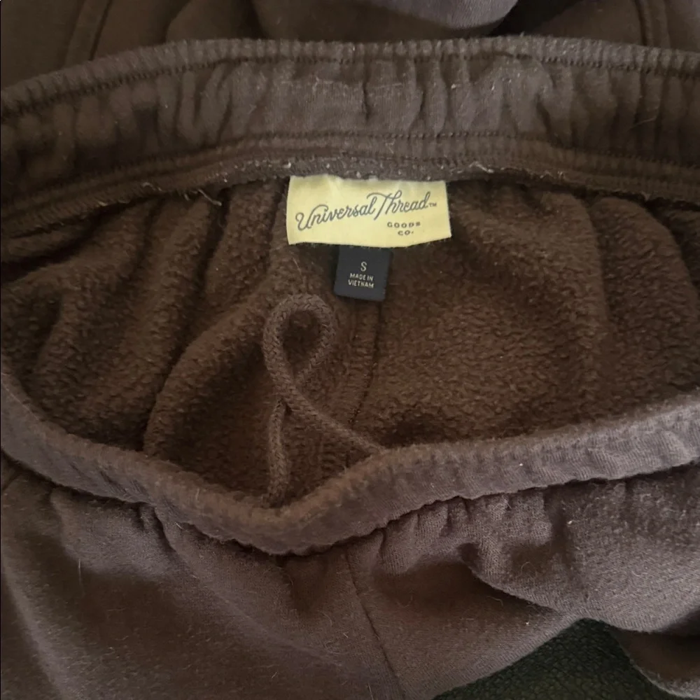 Cargo Joggers - Picture 2 of 2